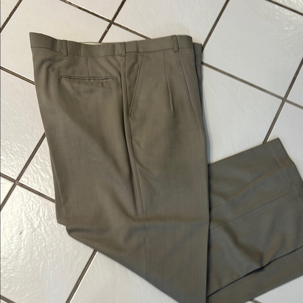 Men’s Classic Tan Dress Pants